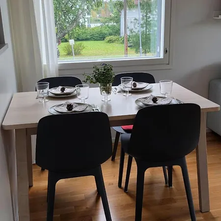 Apartment 2ndhomes Cozy With 1br, Sauna And Parking